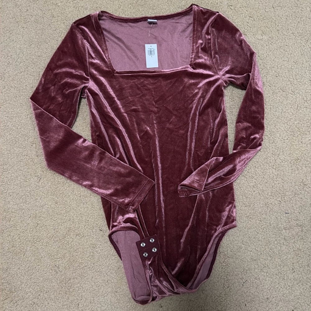 NWT Old Navy square neck bodysuit size S